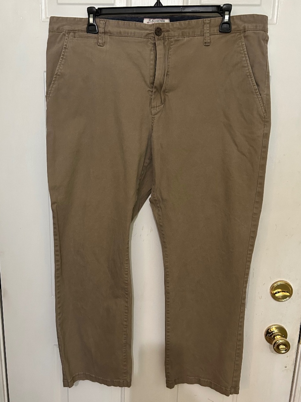 Flag & Anthem, relaxed fit, 42x30, tan khakis